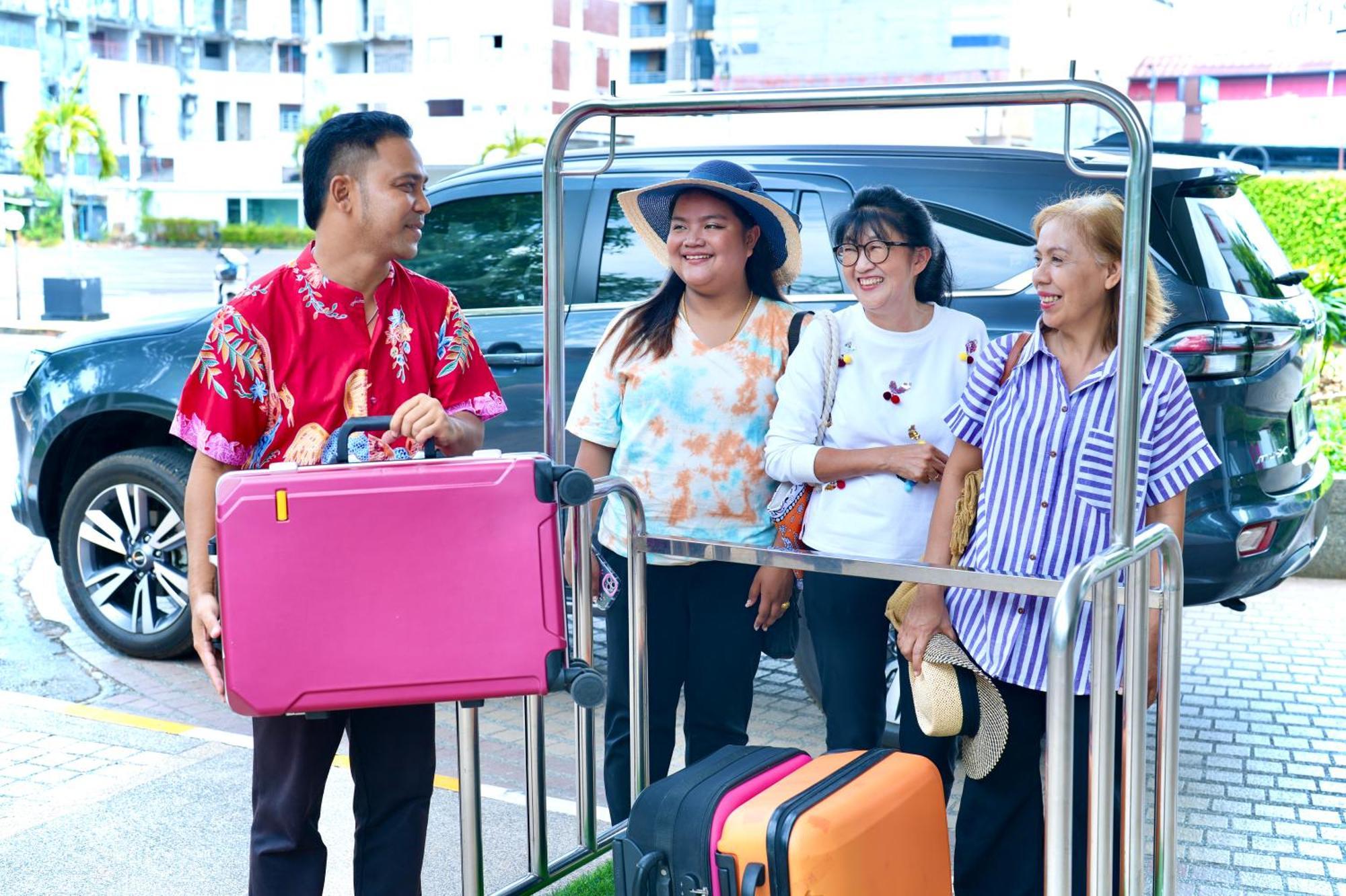 A-Te Chumphon Hotel - Sha Plus מראה חיצוני תמונה