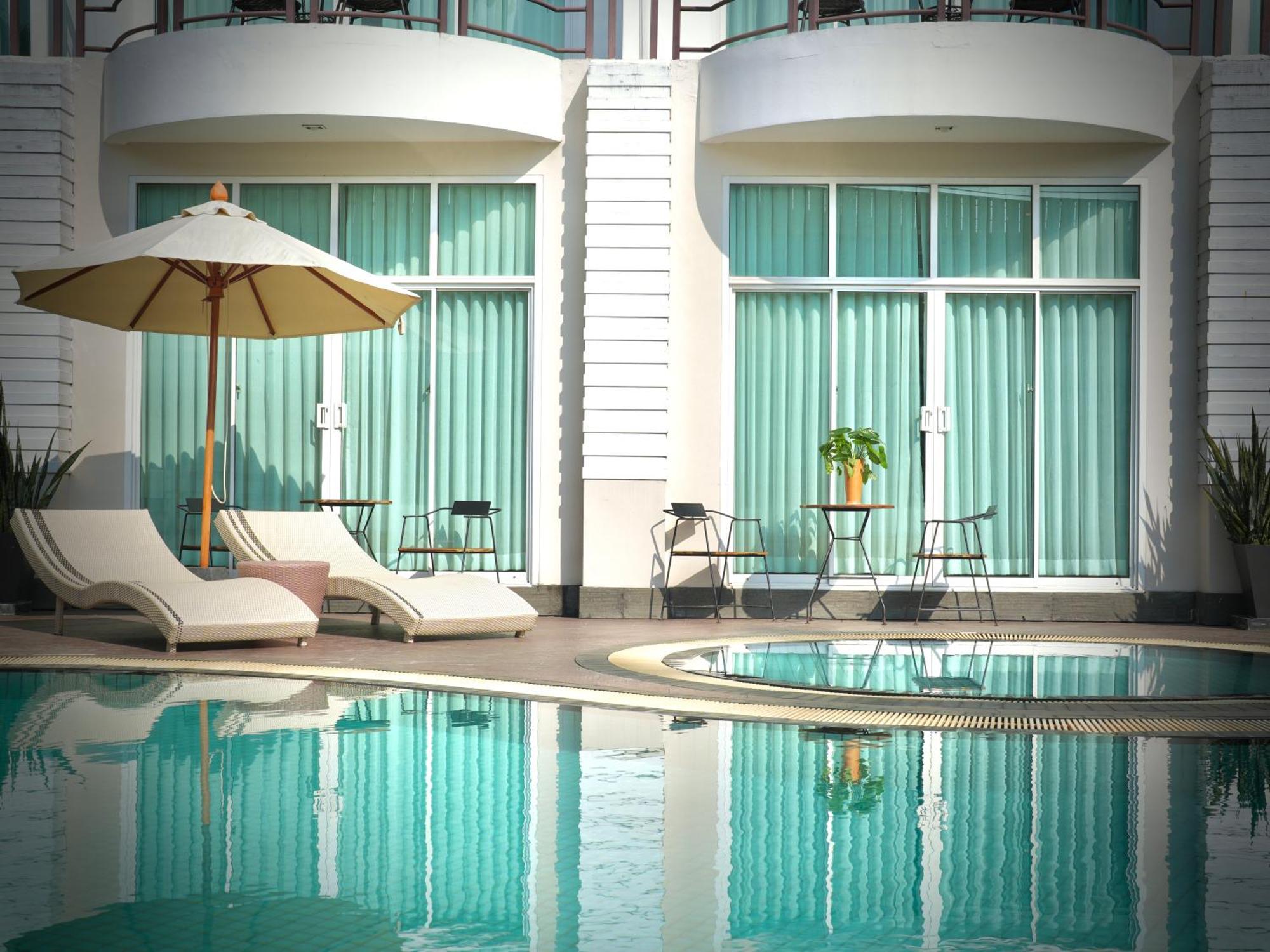 A-Te Chumphon Hotel - Sha Plus מראה חיצוני תמונה