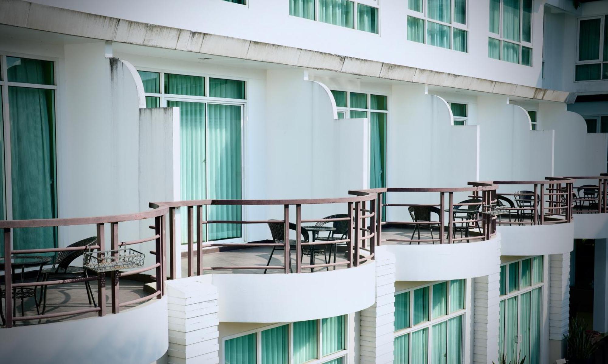 A-Te Chumphon Hotel - Sha Plus מראה חיצוני תמונה