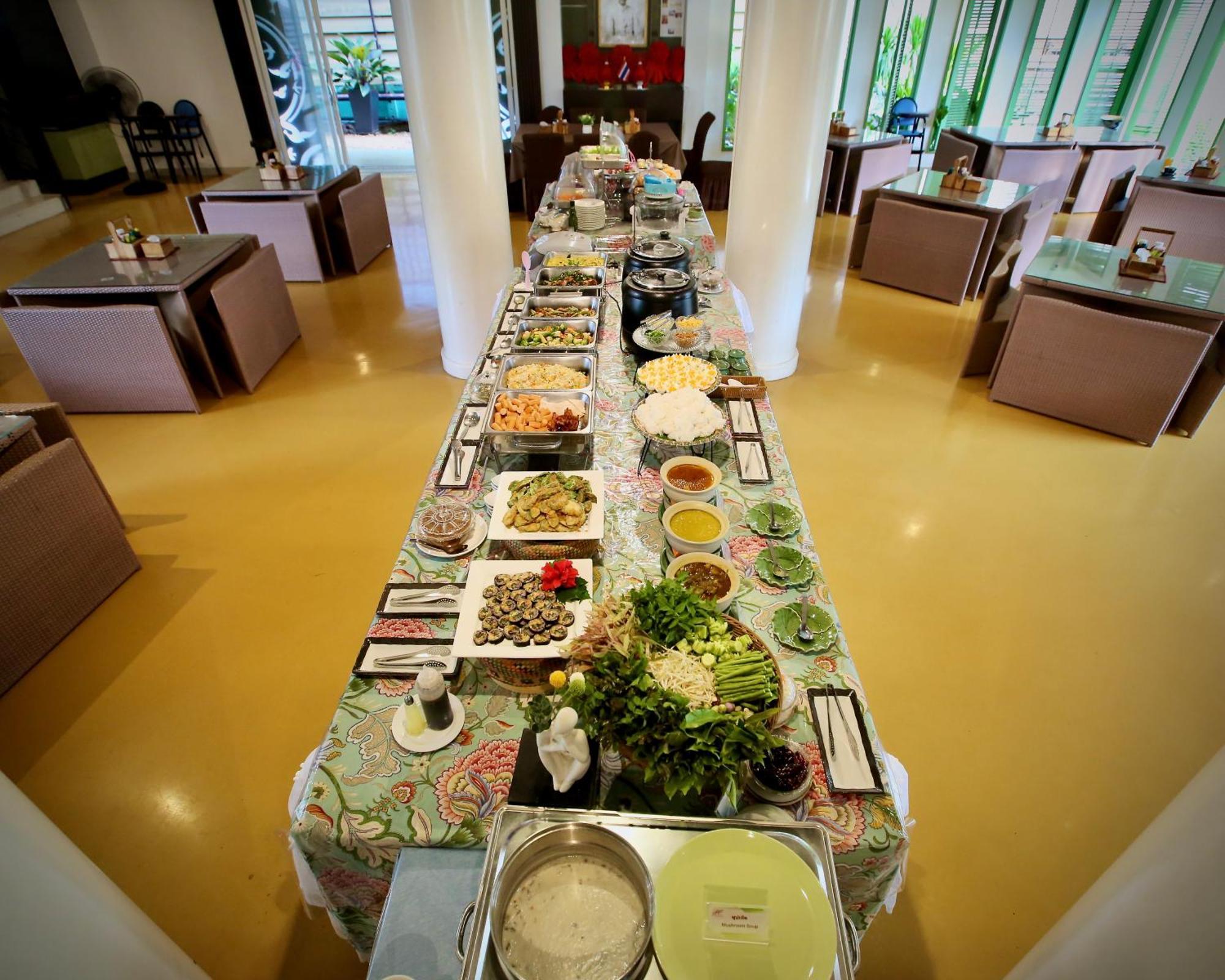 A-Te Chumphon Hotel - Sha Plus מראה חיצוני תמונה